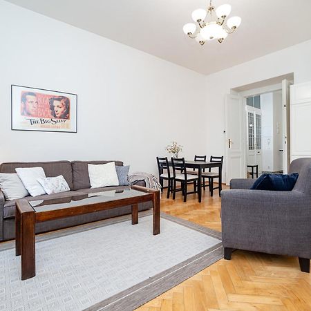 Quiet Apartment In The Old Town Прага Экстерьер фото