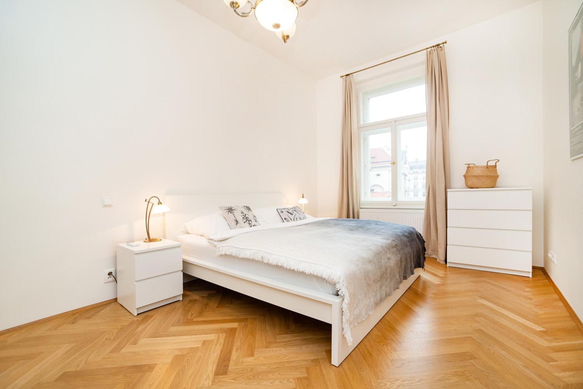 Quiet Apartment In The Old Town Прага Экстерьер фото