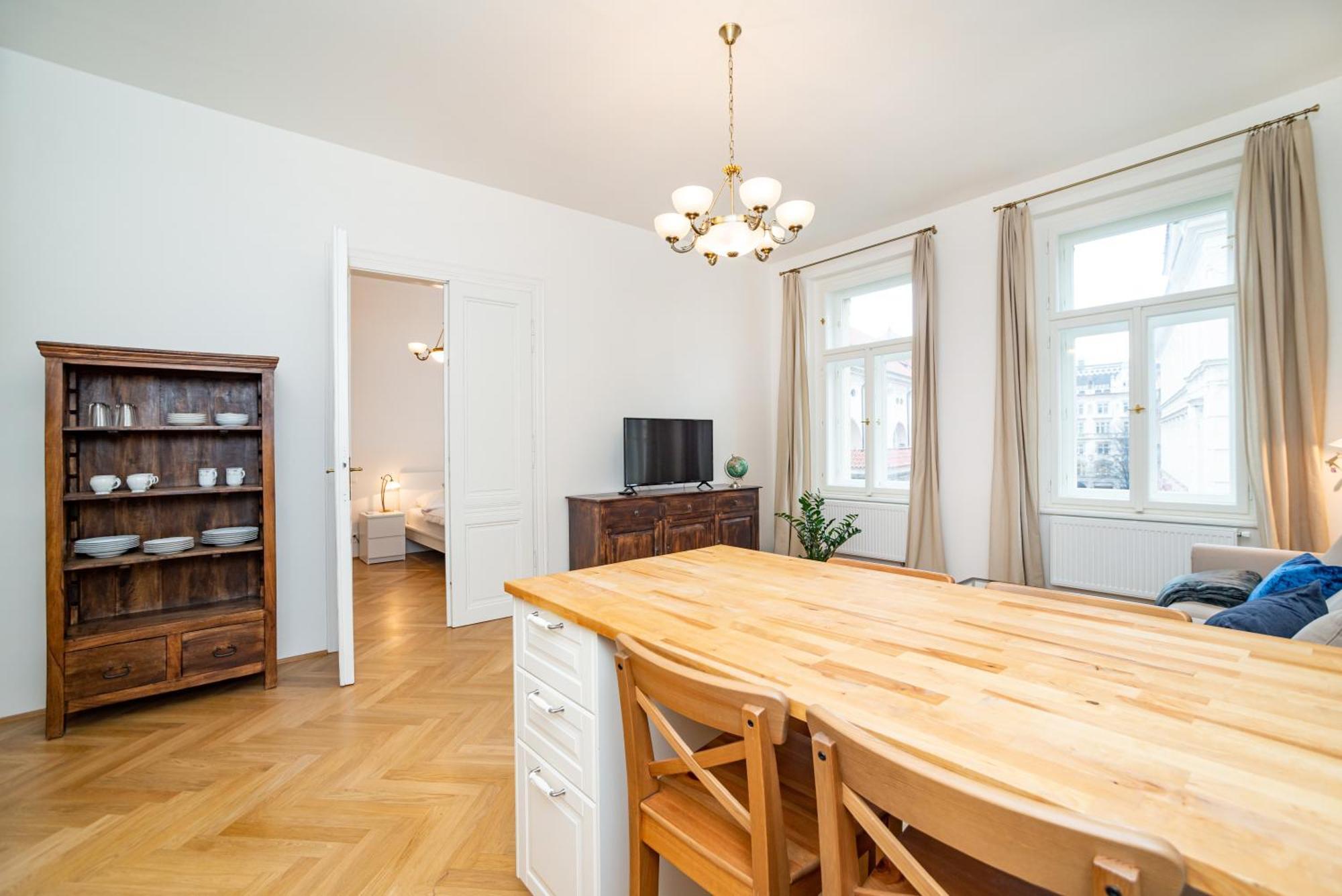 Quiet Apartment In The Old Town Прага Экстерьер фото