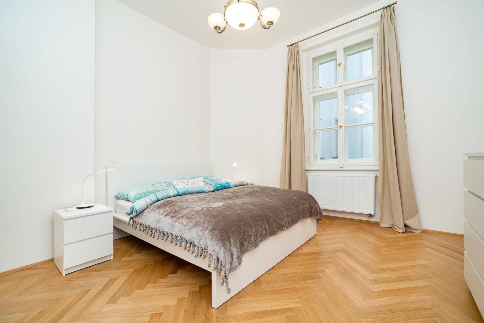 Quiet Apartment In The Old Town Прага Экстерьер фото