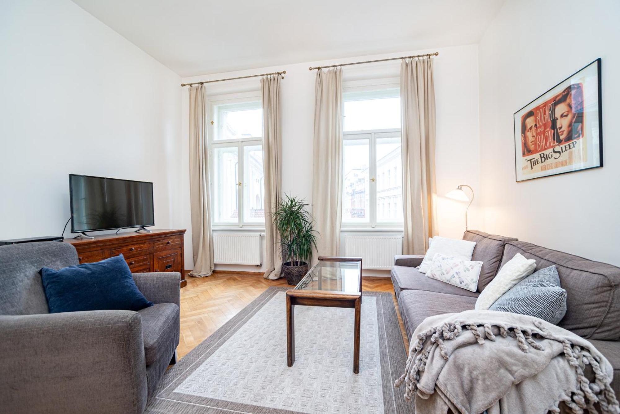 Quiet Apartment In The Old Town Прага Экстерьер фото