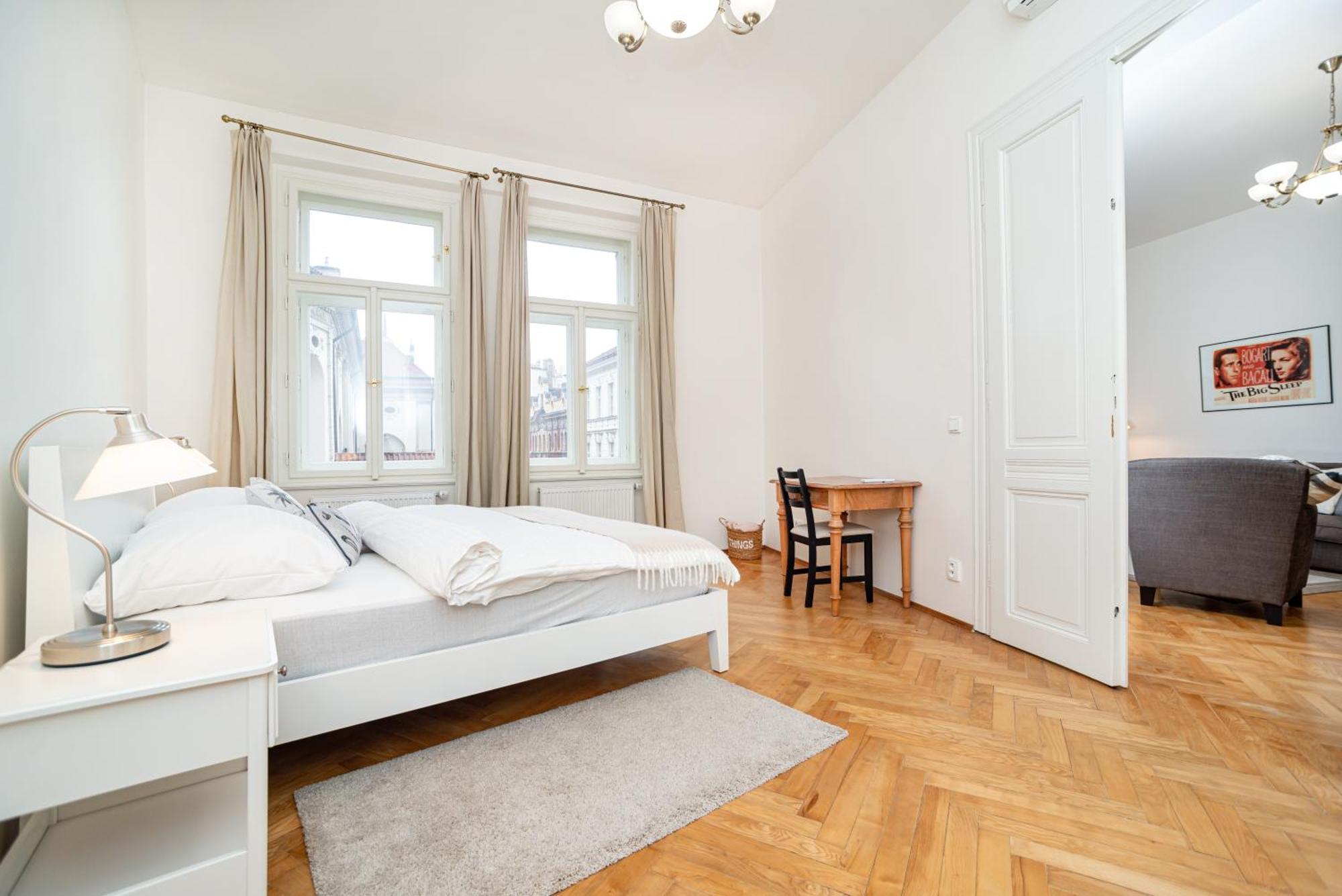 Quiet Apartment In The Old Town Прага Экстерьер фото