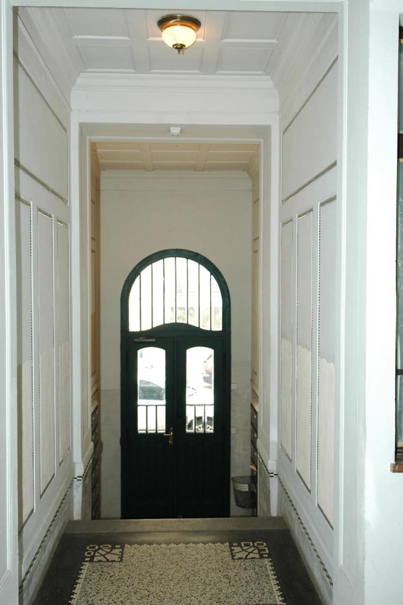 Quiet Apartment In The Old Town Прага Экстерьер фото